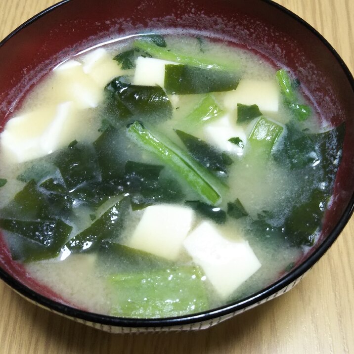 小松菜とワカメと豆腐の味噌汁☆